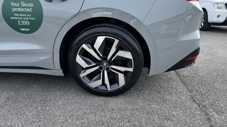 Skoda Enyaq 210kW 85 Sportline 82kWh 5dr Auto Electric 